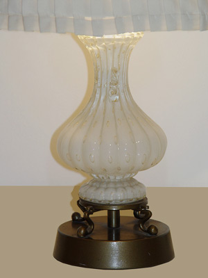 Table lamp